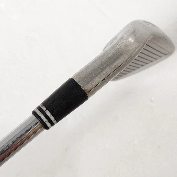 Cleveland TA7 Tour Action Single 4-Iron RH Steel Regular-Flex Shaft 38.5" - Picture 4 of 13